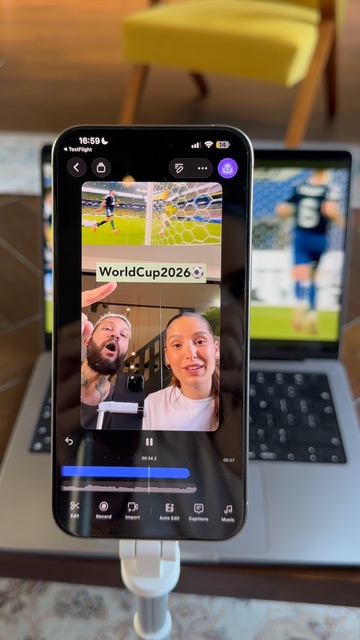 Film a Two-Person Reaction Video With One Phone